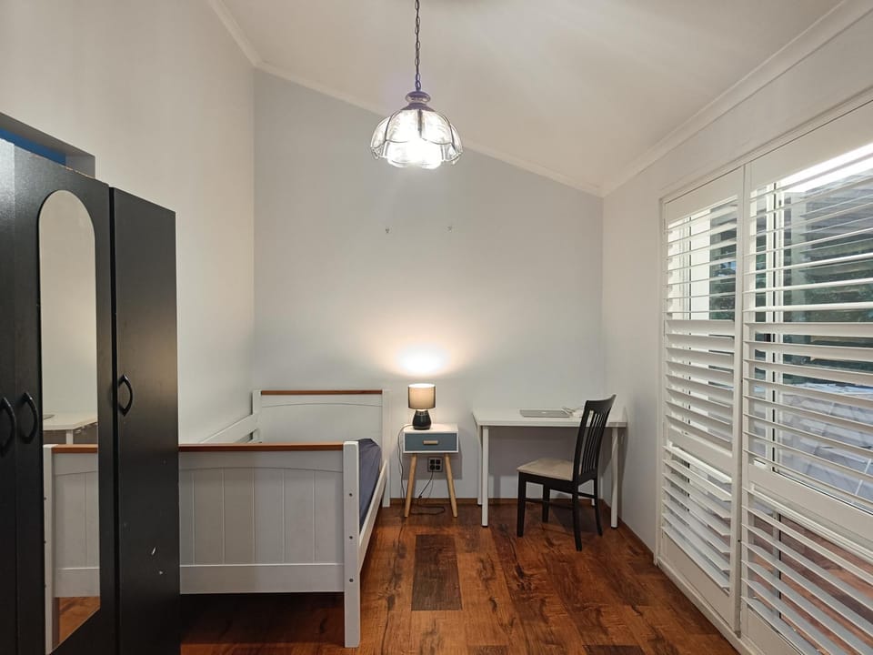 Comfortable Single Room in Baulkham Hills Home - BH4 Vacation rental in Castle Hill