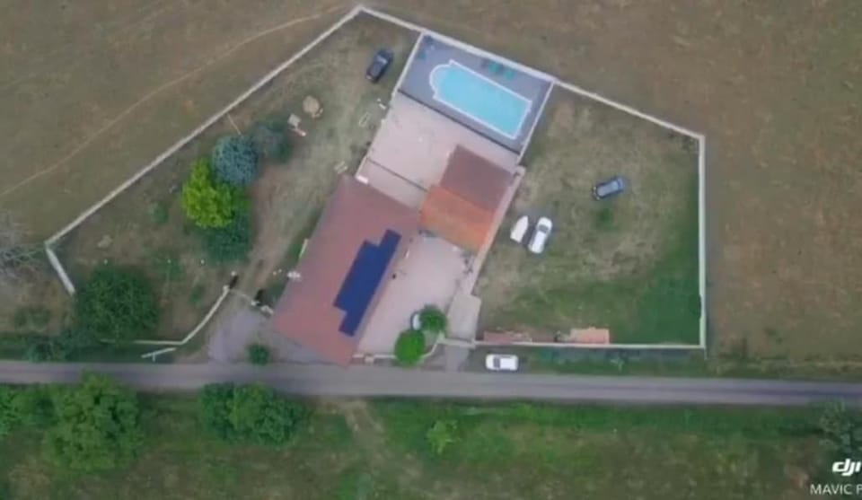 Gite du Gaicoton 15 places piscine House in Auvergne-Rhône-Alpes