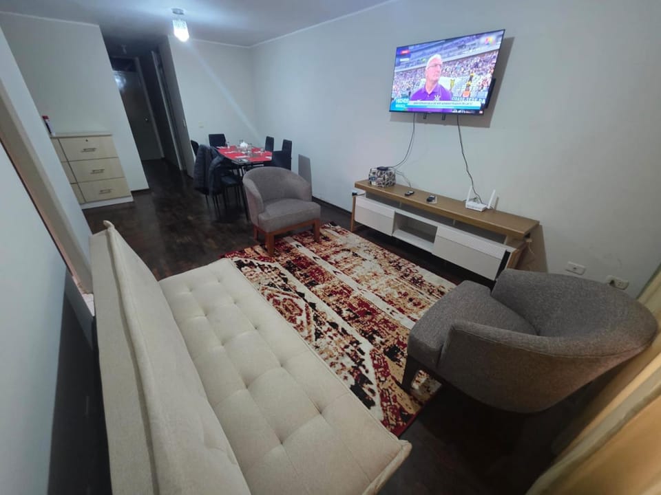 Communal lounge/ TV room, TV and multimedia