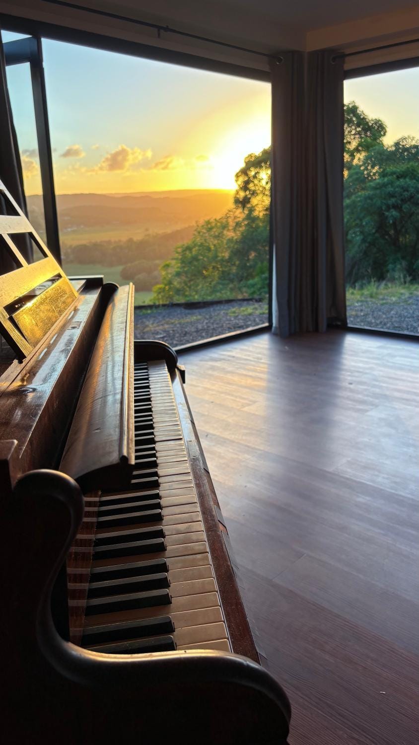 River Rock Retreat Hotel in Sunshine Coast