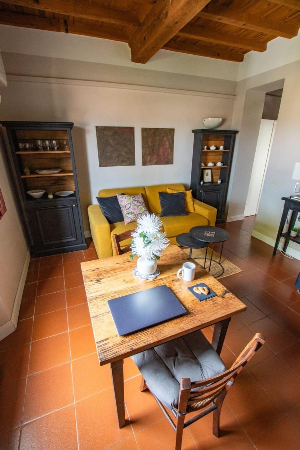 Living room, Dining area
