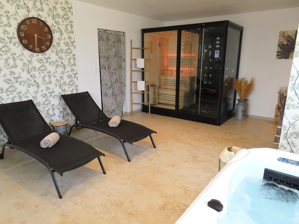 Spa and wellness centre/facilities, Spa and wellness centre/facilities