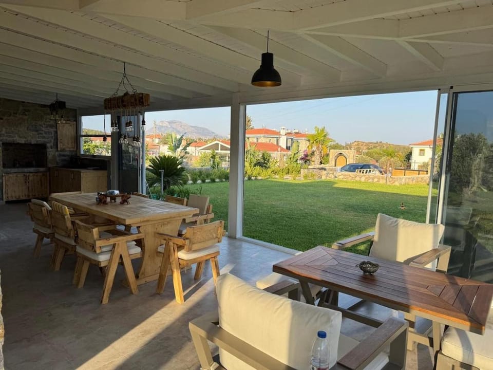 Garden, Seating area