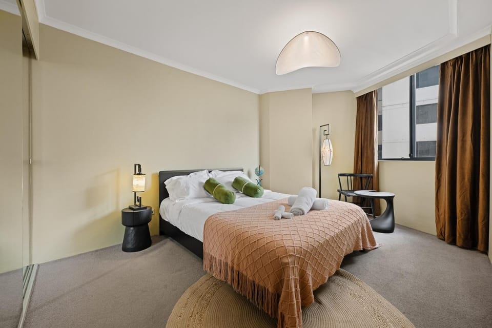The Woodtopia | CBD | Parking | Gym | Pool Apartment in Surry Hills