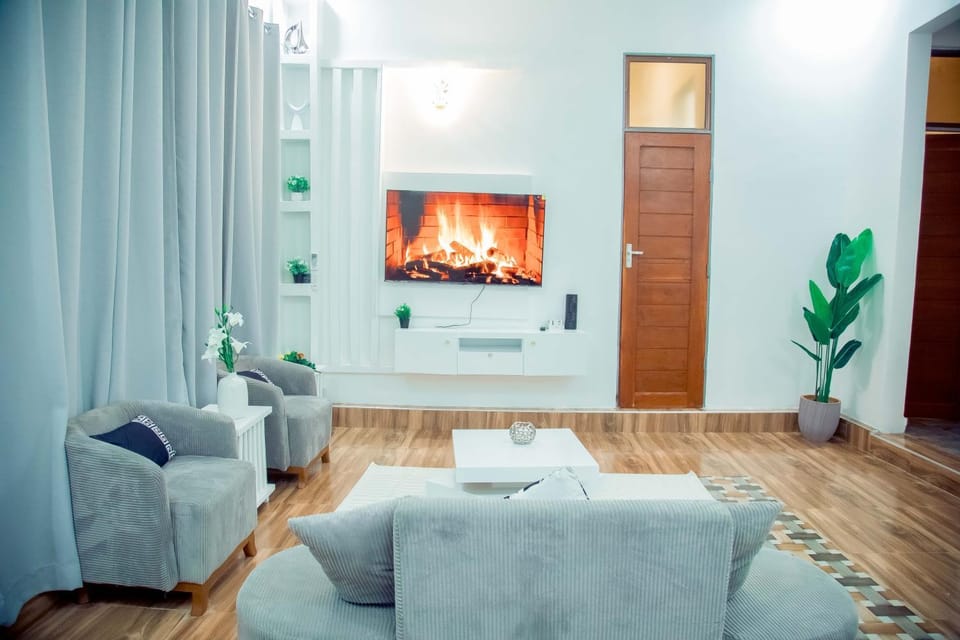 Steam room, Living room, Decorative detail, Decorative detail, Entertainment