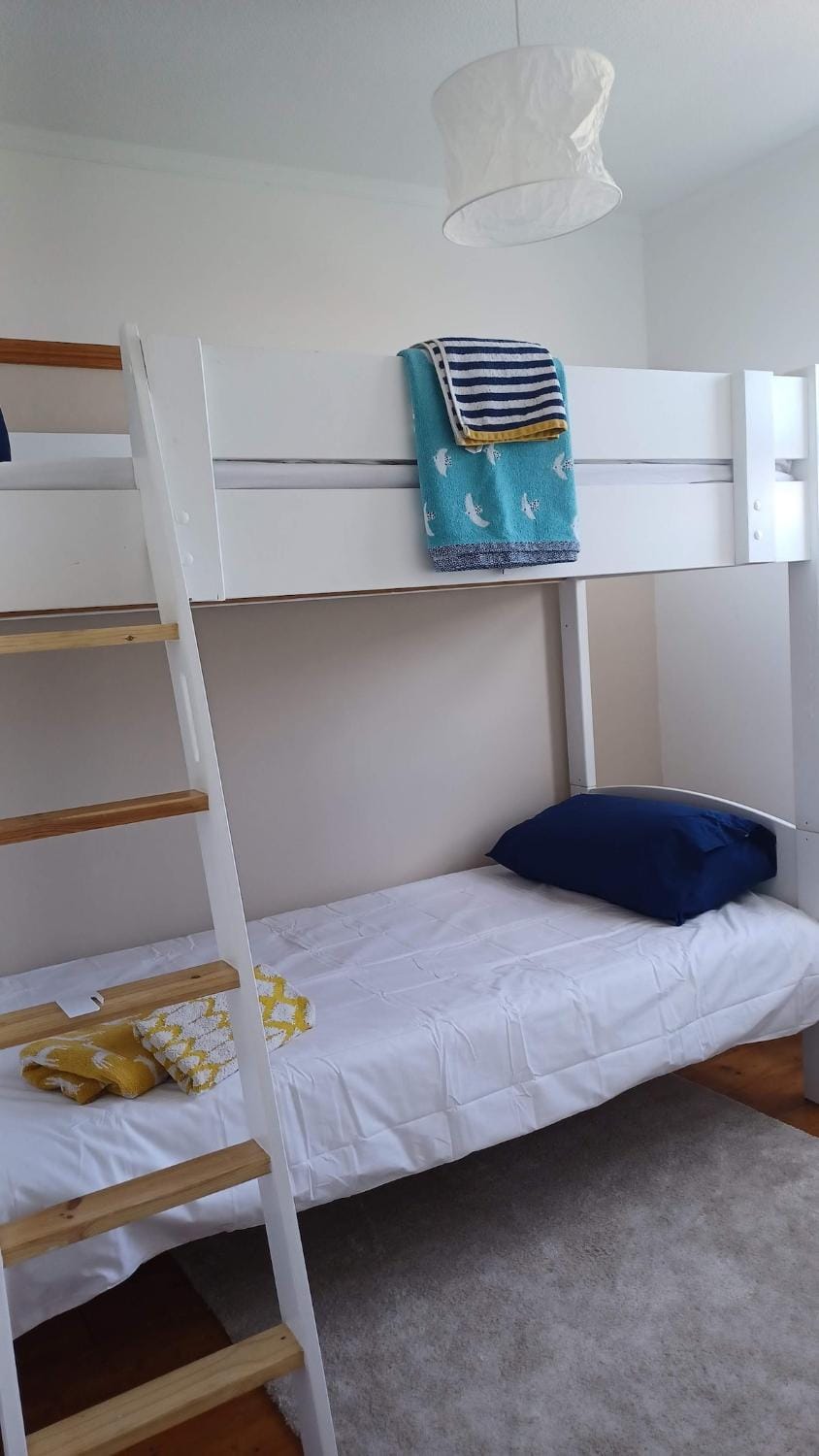 bunk bed