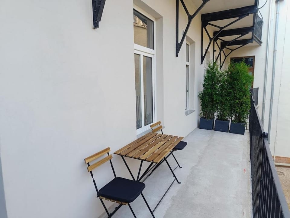 View (from property/room), Balcony/Terrace