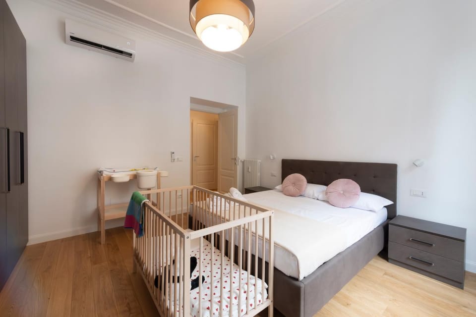 Bed, Photo of the whole room, Bedroom, children, cot, towels, air conditioner
