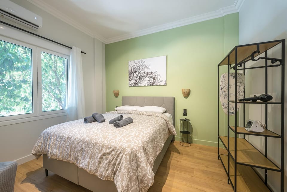 Bed, Photo of the whole room, Bedroom, towels, wardrobe