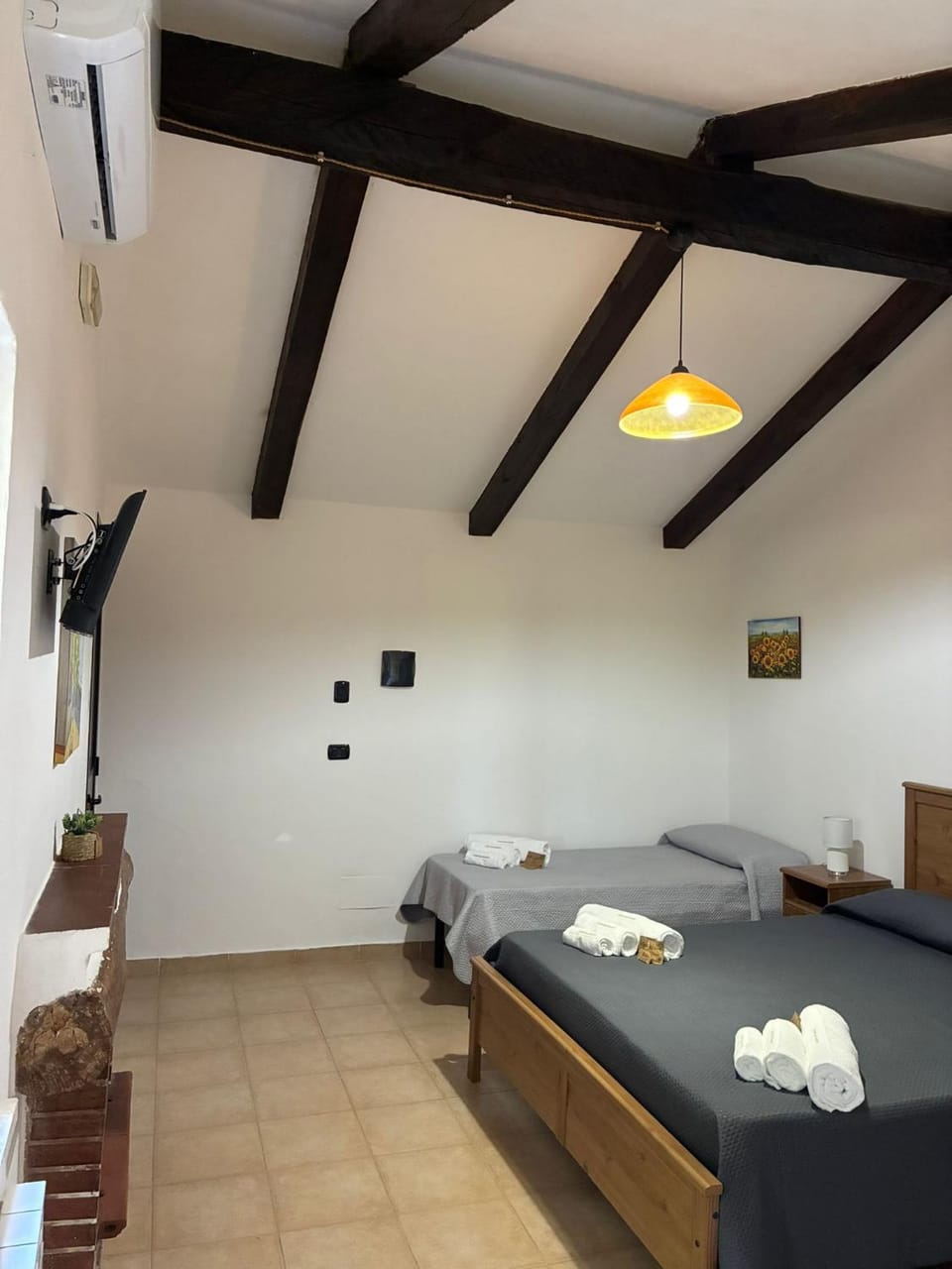 Bedroom, air conditioner