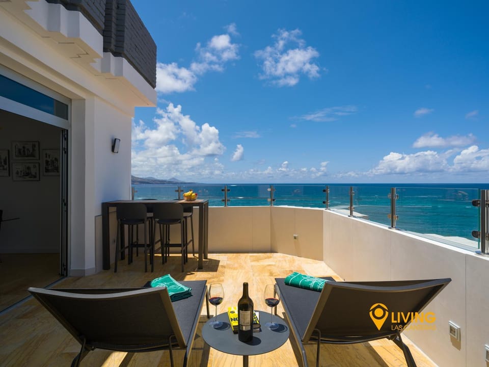 Natural landscape, View (from property/room), Balcony/Terrace, Sea view, sunbed