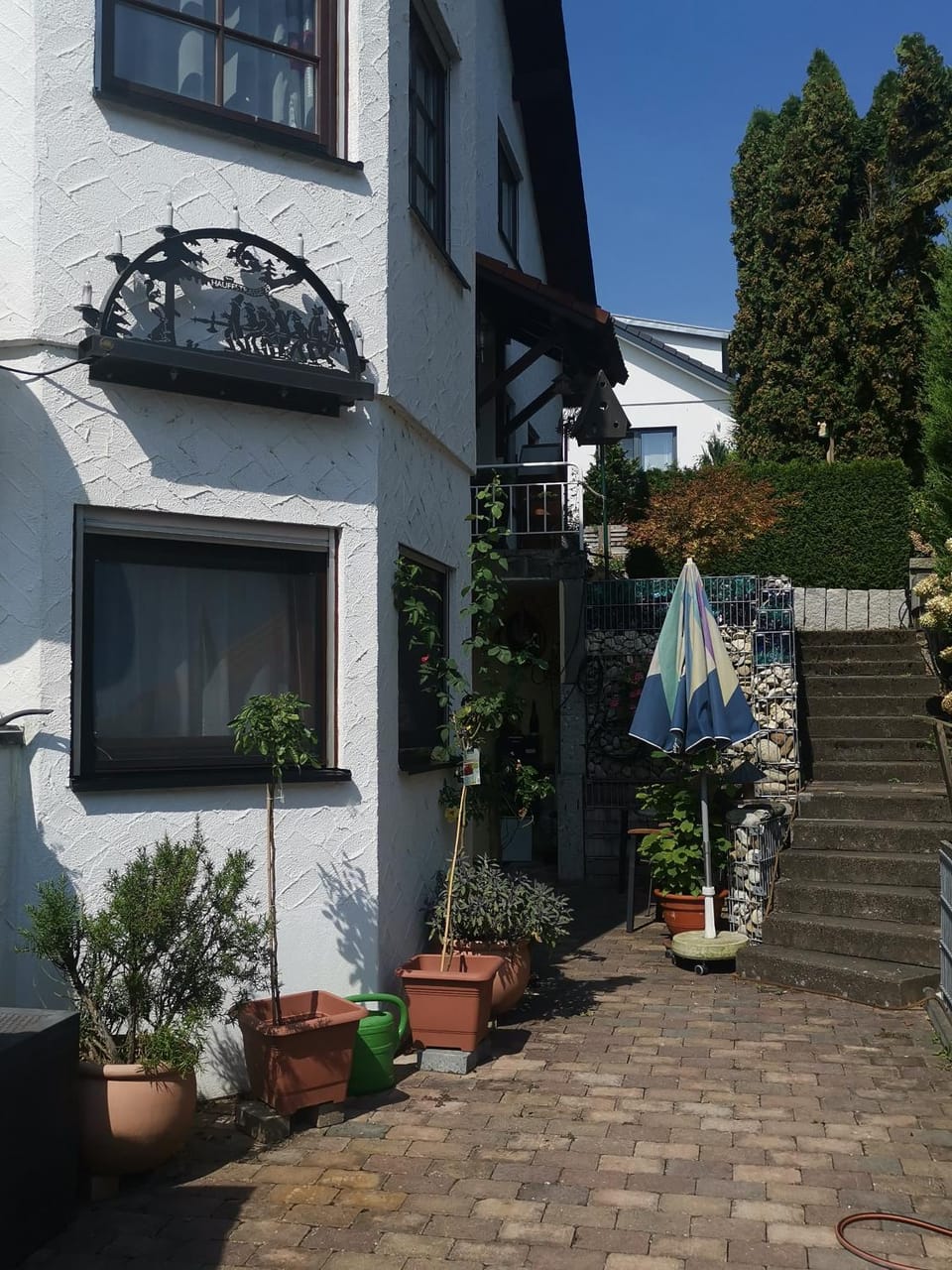 Einliegerwohnung am Stadtrand von Nürtingen - buchbar ab 4 Tagen - Privatunterkunft Apartment in Baden-Württemberg