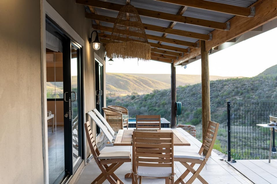 Nicara Luxury Ecocabin Honeypunch Cabin in Western Cape