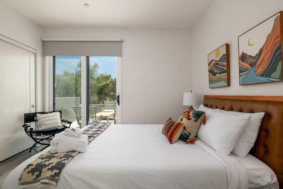 NEW 3br Luxury Townhome - Gaslamp - Balboa Park House in San Diego