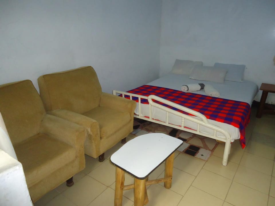 SOFA CAMP Naivasha Campground/ 
RV Resort in Kenya