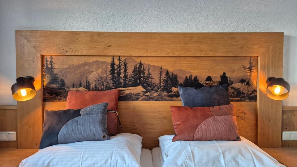 Bed, Photo of the whole room