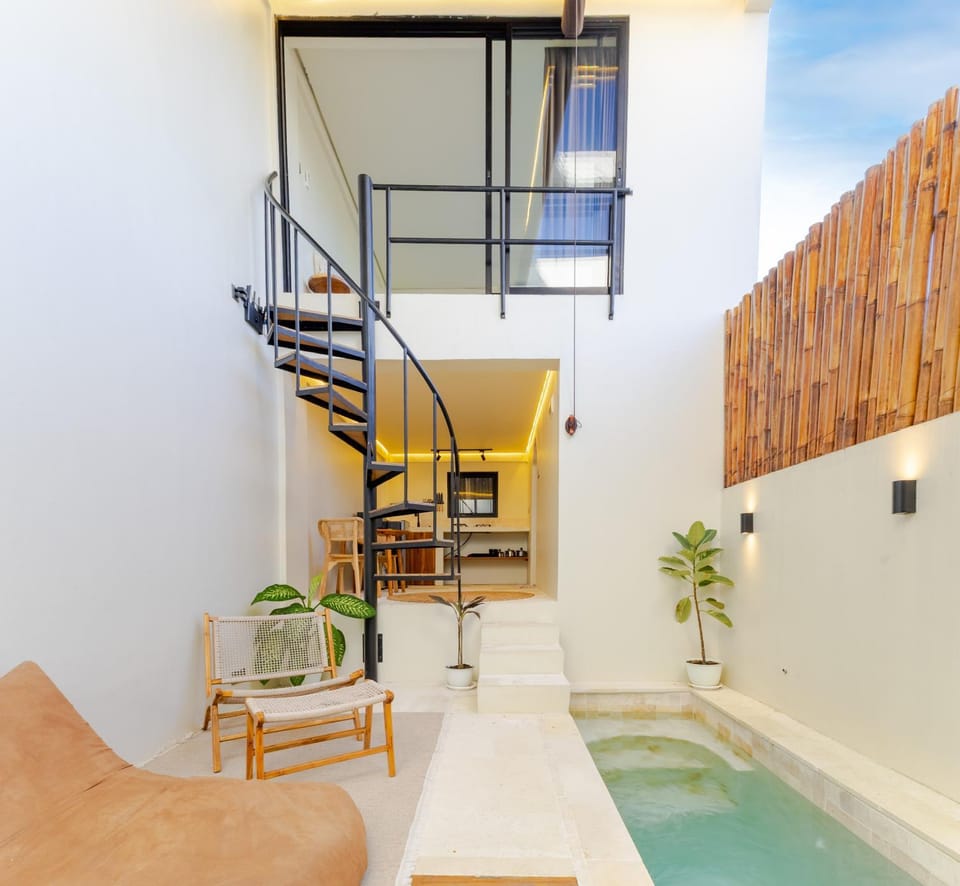 Living room, Pool view, Swimming pool