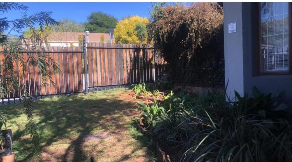 Spring, Day, Garden, Garden view