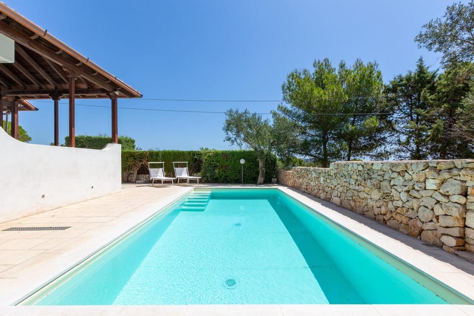Pool view, Swimming pool, sunbed