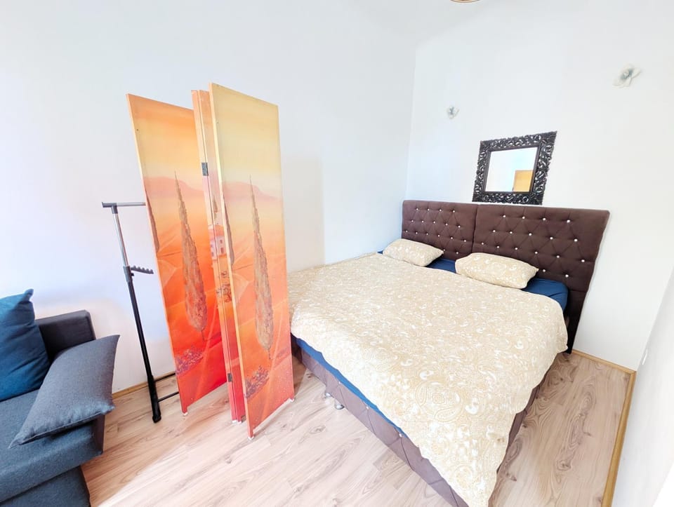 Charming Stay - Close to Vienna Attractions MZ27 Apartment in Vienna