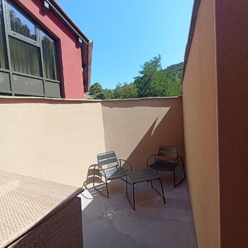 Patio, Bedroom