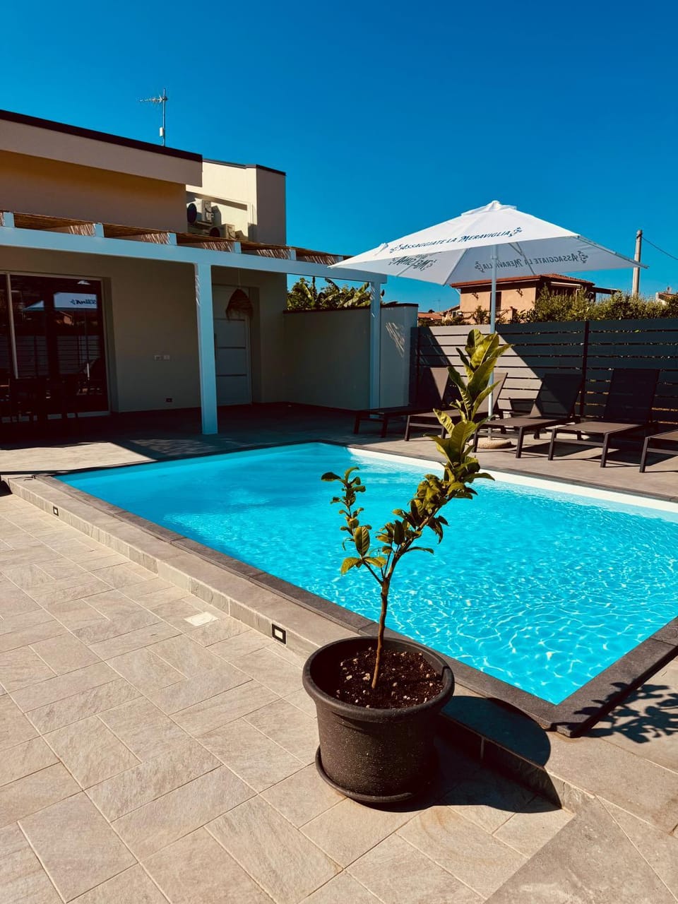 Patio, Swimming pool