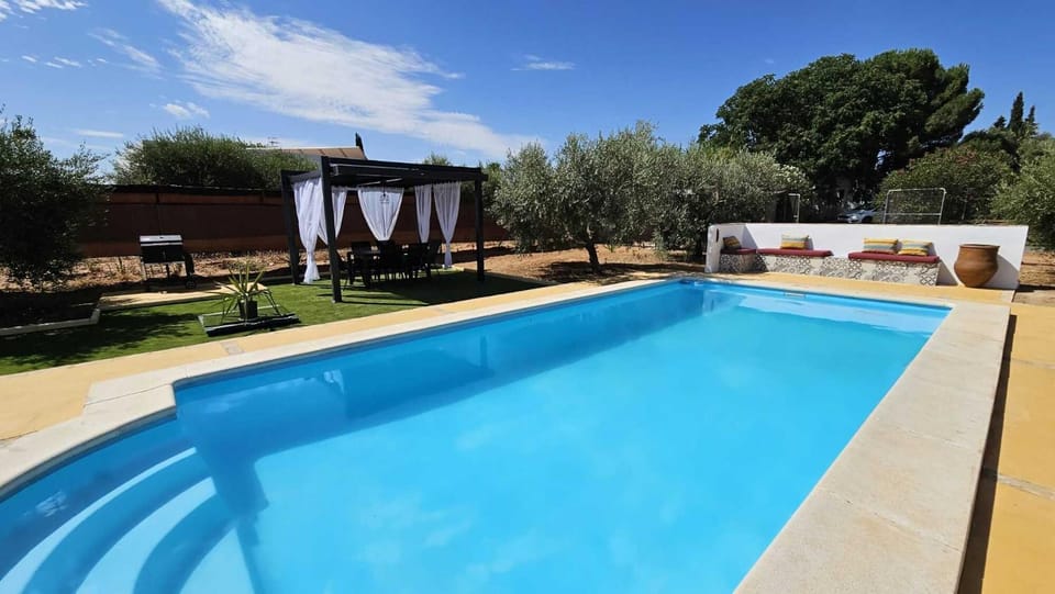 BBQ facilities, Garden, Solarium, Garden view, Pool view, Swimming pool