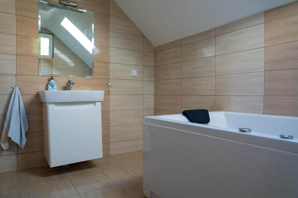 Sunset Villa Apartments Villa in Municipality of Ohrid, North Macedonia