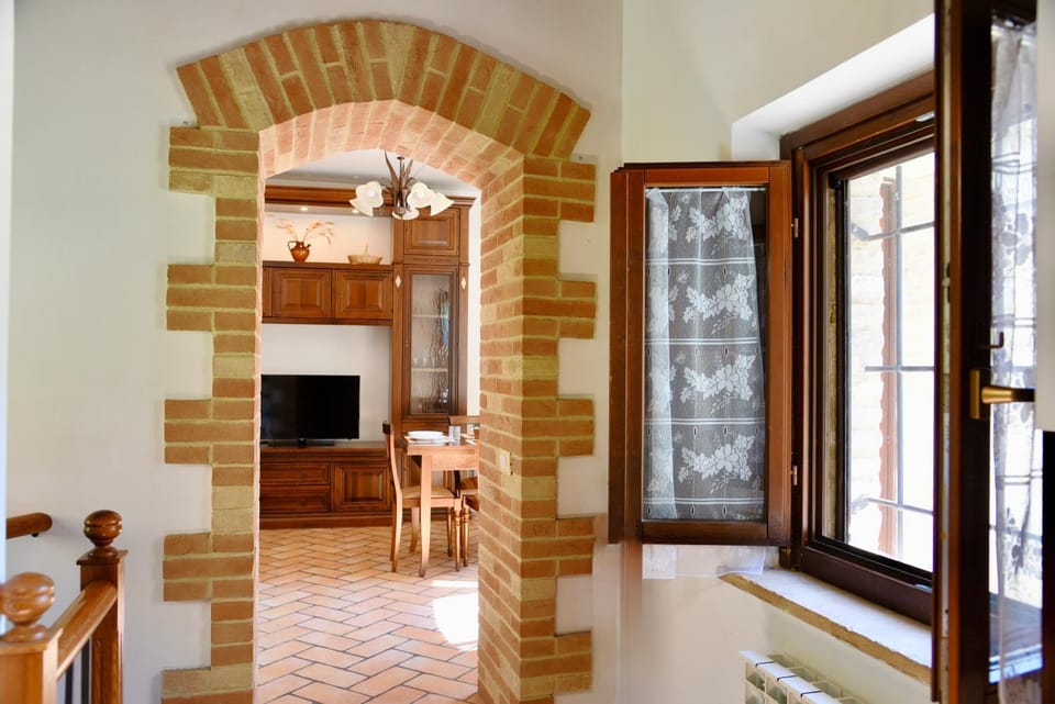 Genga Terme Retreat - 1 BR Apt with garden House in Marche