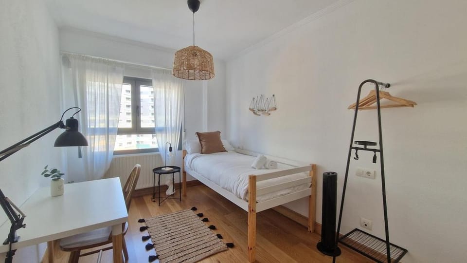 Beurko - Free Parking & 15 minutes from Bilbao and BEC Apartment in Barakaldo