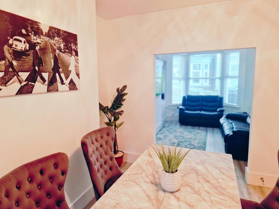 5 star Luxury Home by Liverpool Football Stadium House in Liverpool