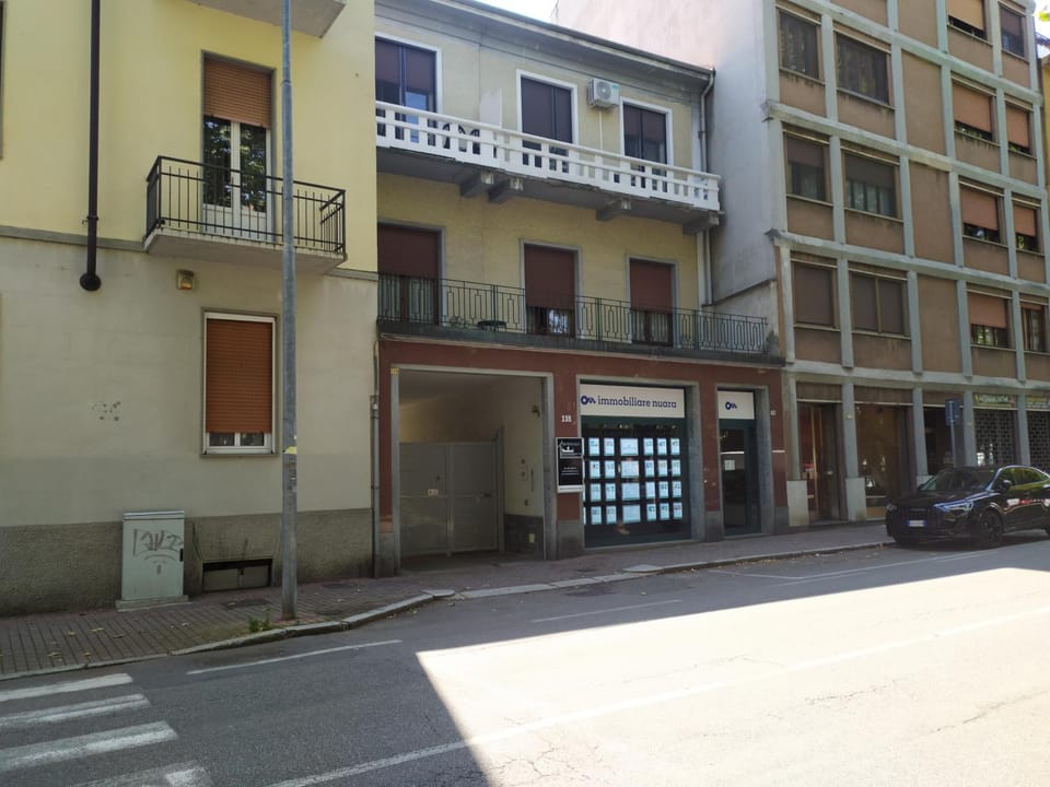 Property building, Facade/entrance, Street view