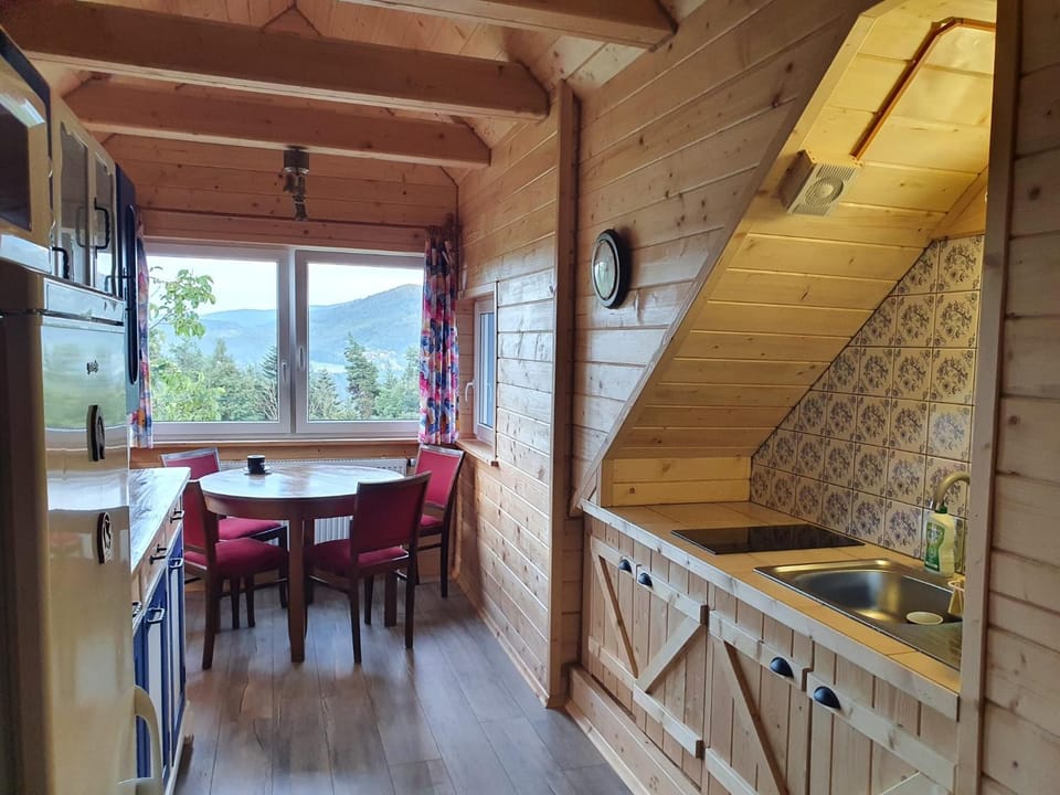 Agroturystyka Z Głową w Chmurach - Zawoja Farm Stay in Lesser Poland Voivodeship