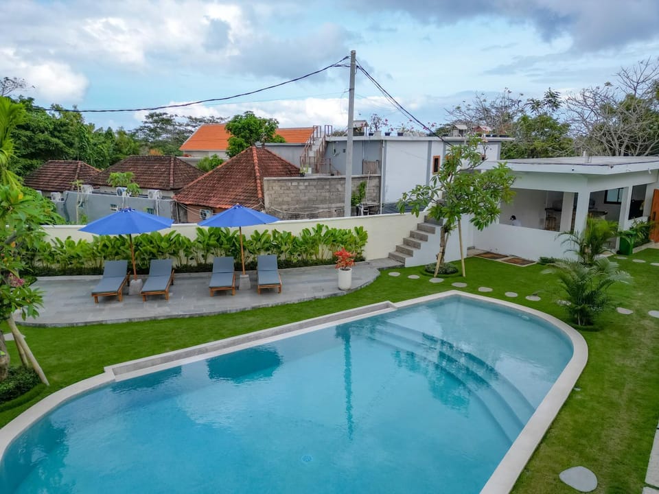 Balcony/Terrace, Swimming pool