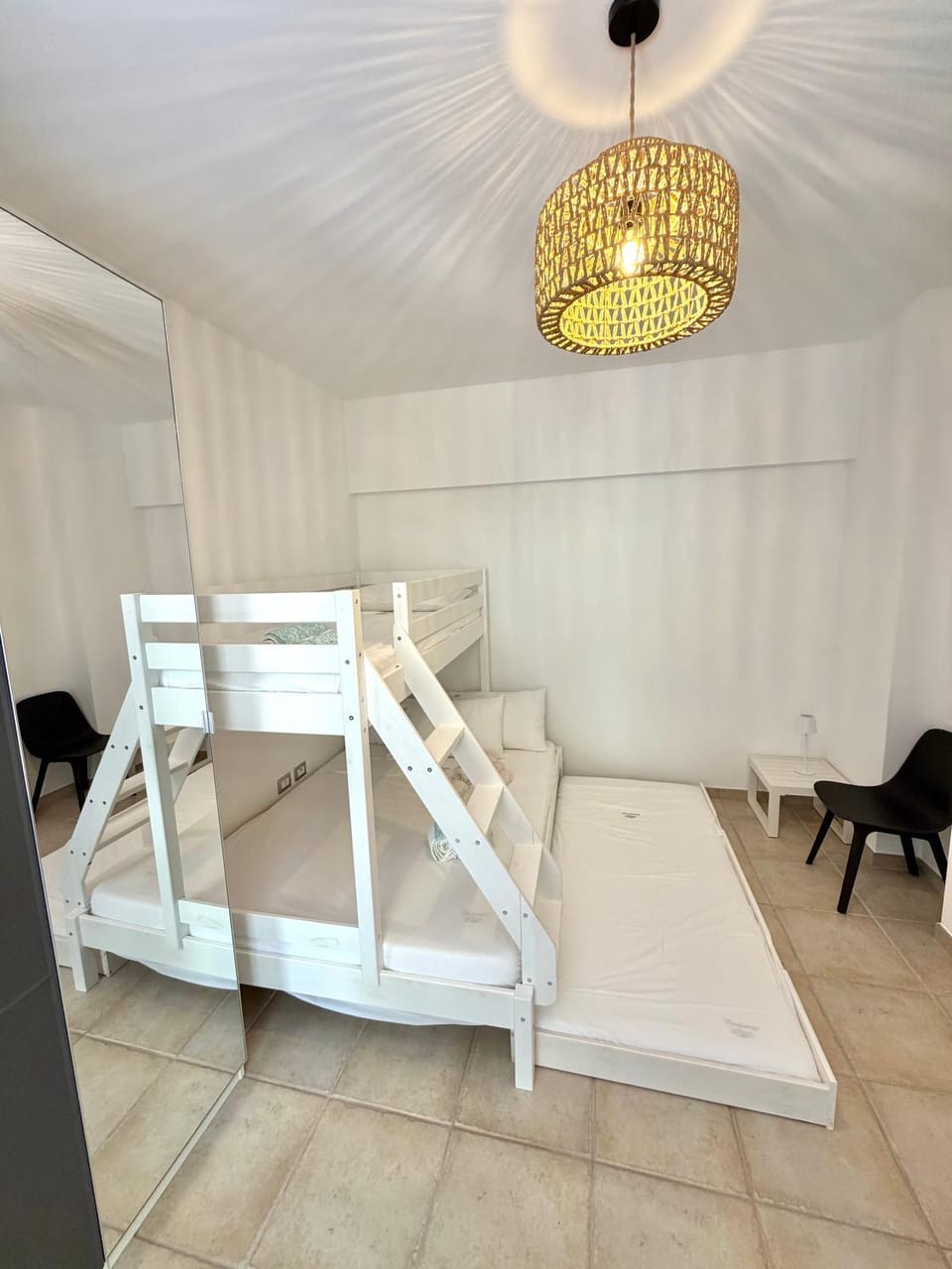 Bed, Bedroom, bunk bed