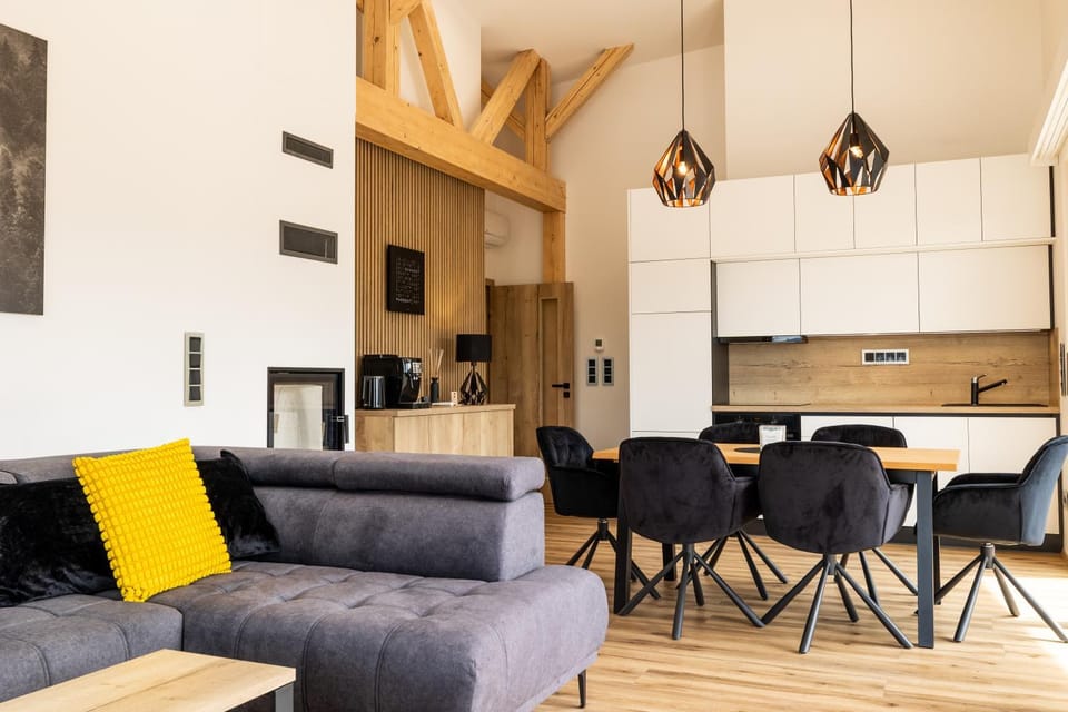 Kitchen or kitchenette, Living room, Seating area