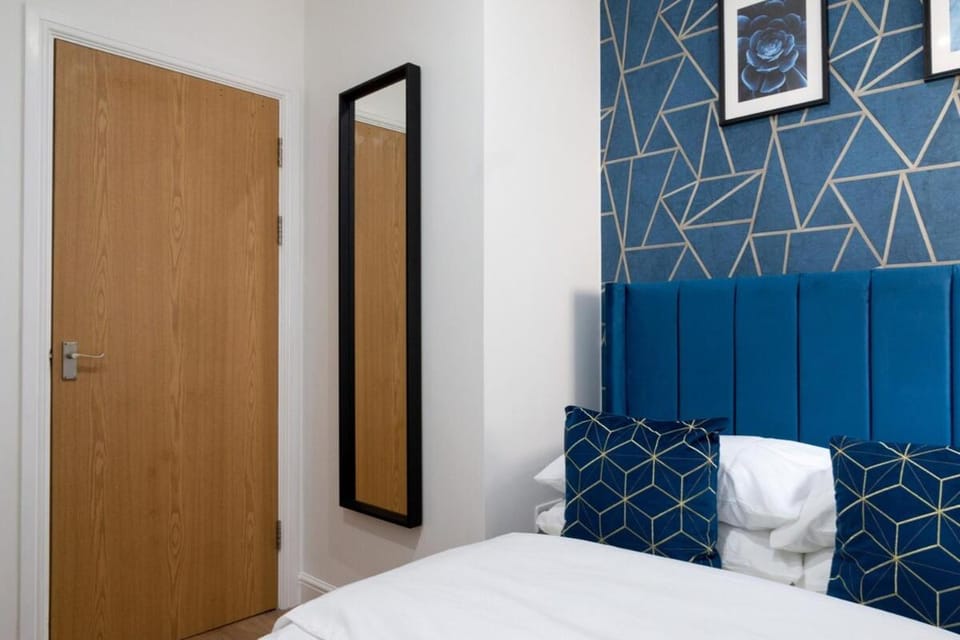 Velvet Luxe Retreat Opposite Stadium Apartment in Cardiff