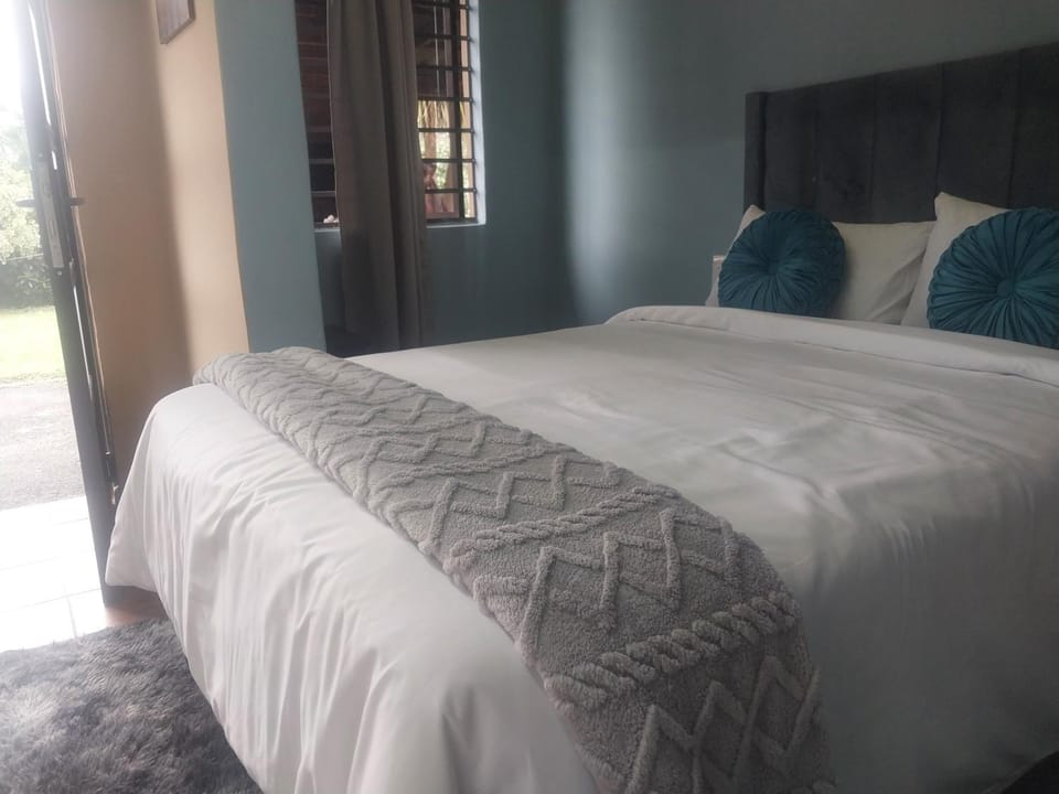 Suburban Inn Bluff Apartment in Durban