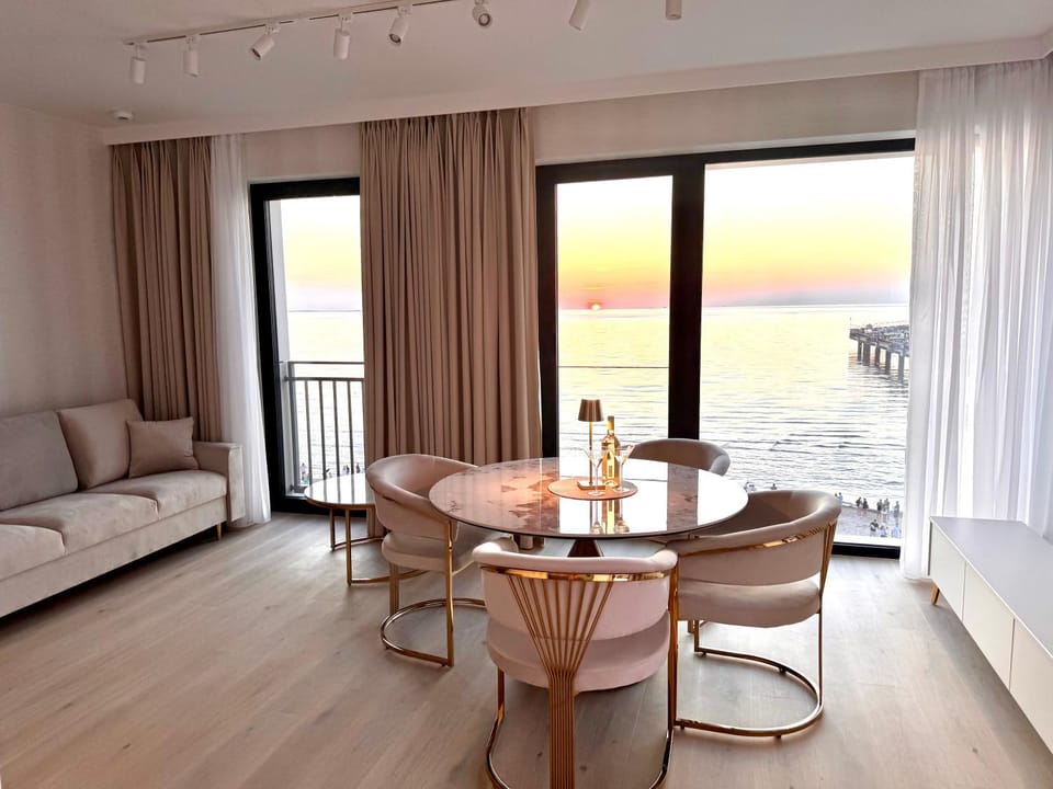 View (from property/room), Living room, Sea view