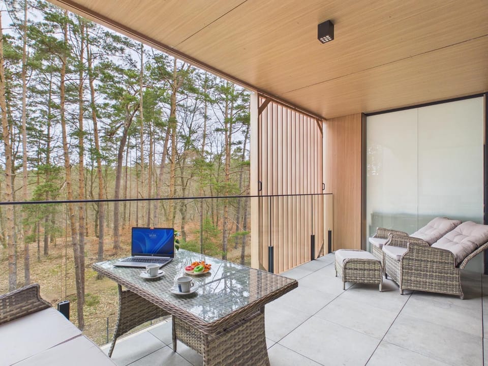 Balcony/Terrace, Garden view