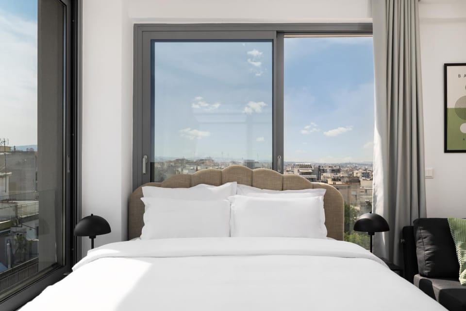 Bed, Photo of the whole room, Bedroom, City view