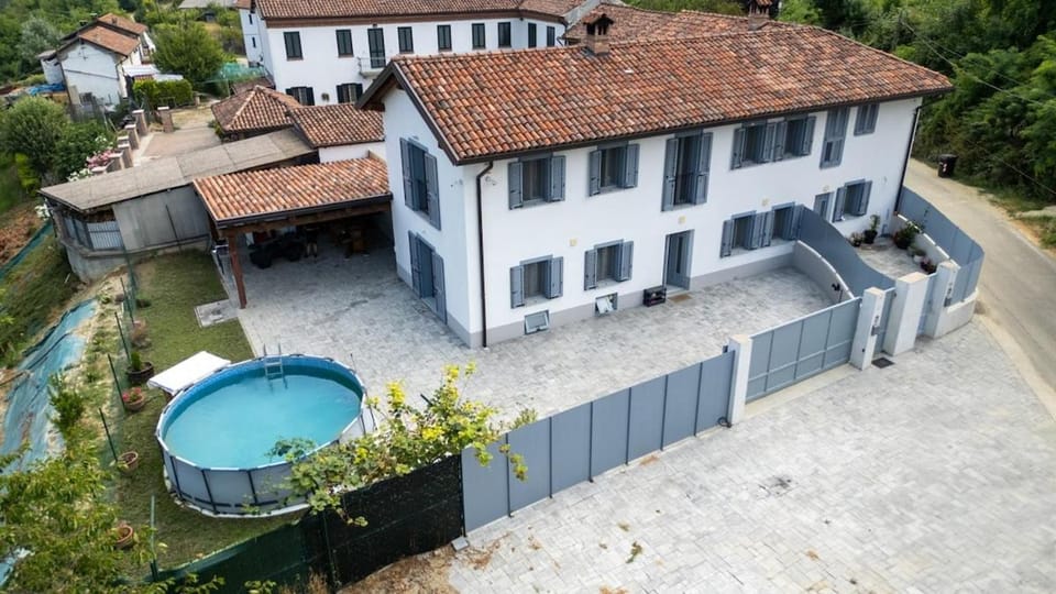 Villa Katalea - piscina privata e barbecue Apartment in Piedmont