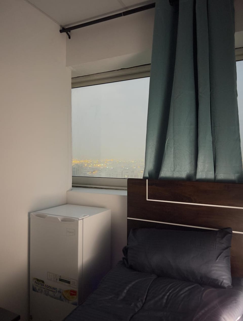 Luxury private room beside park and bus station Bed and Breakfast in Al Sharjah
