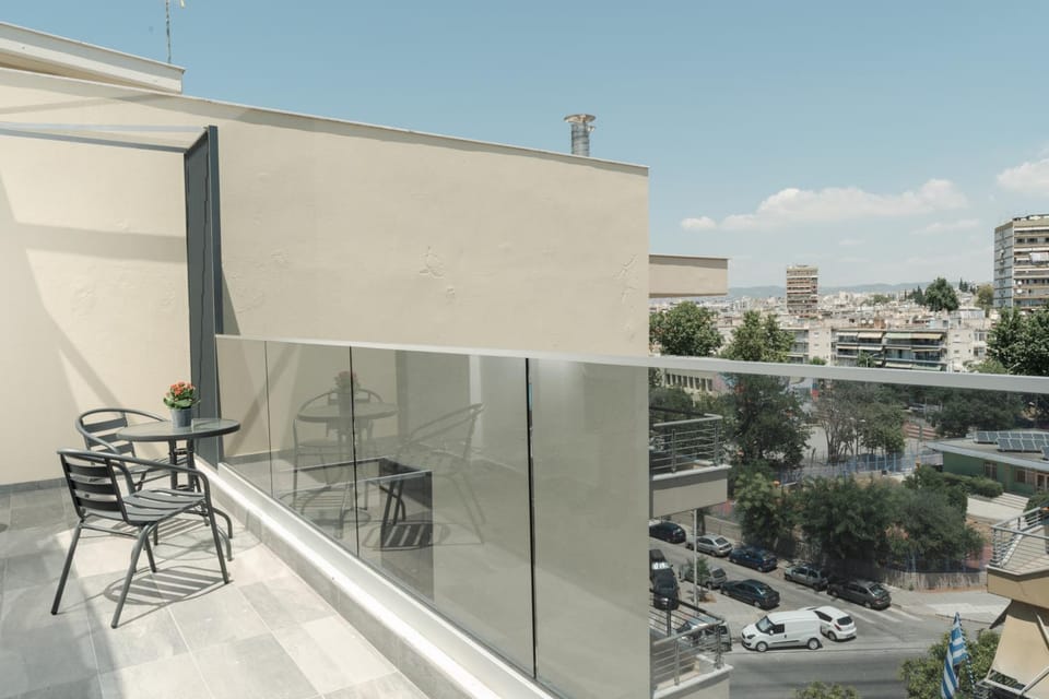 Balcony/Terrace, City view