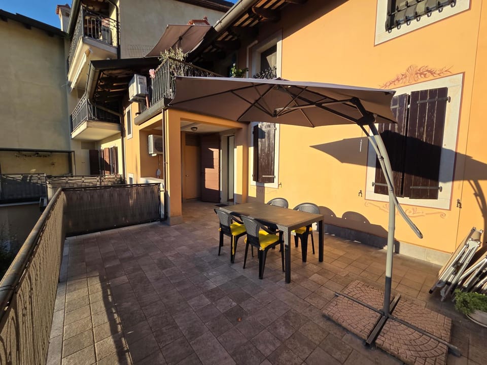 Property building, Balcony/Terrace