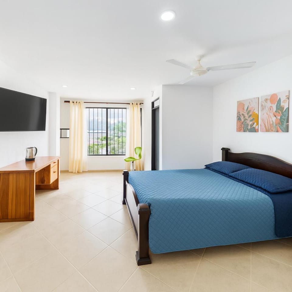 Bed, air conditioner