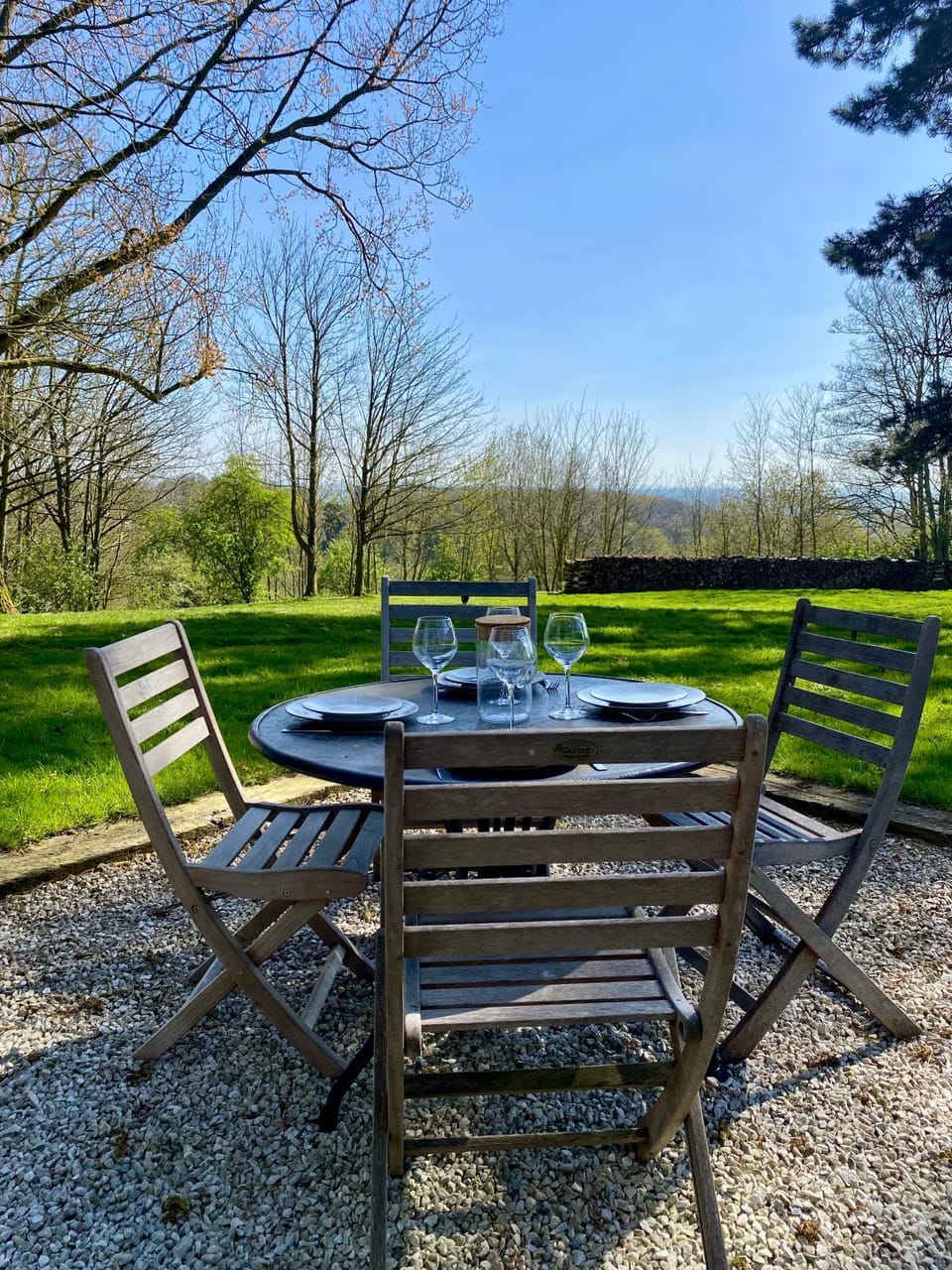 Patio, Spring, Day, Natural landscape, Garden, Dining area, Garden view