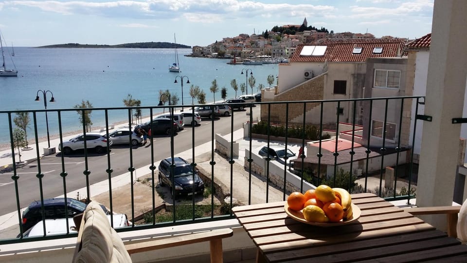 Balcony/Terrace, City view, Sea view