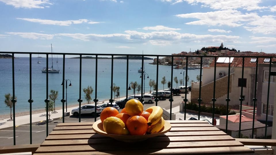 Balcony/Terrace, City view, Sea view