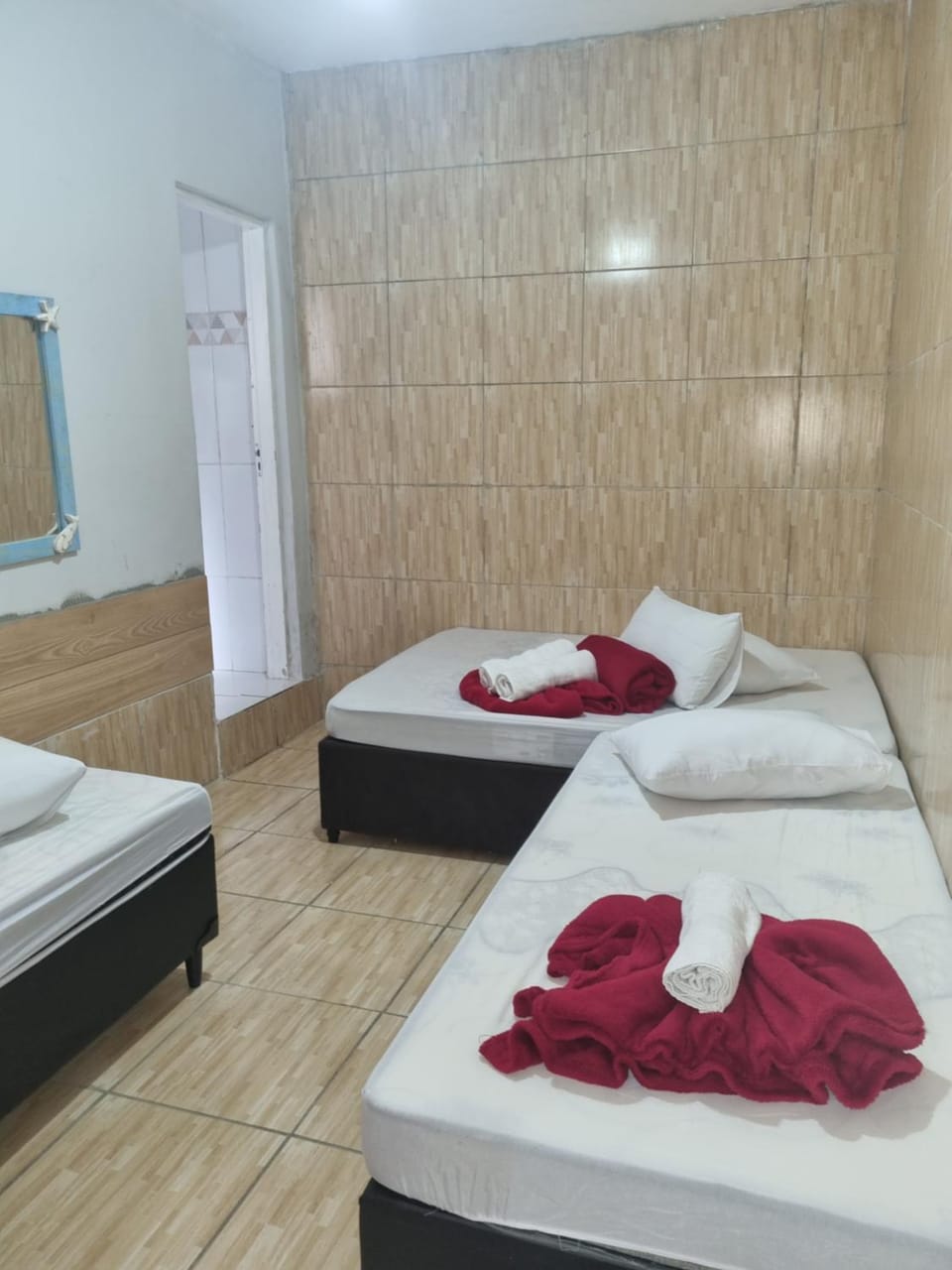 Pousada Flat do Igor com Ar Condicionado Perto da Basílica de Aparecida com 1 vaga Gratuita no Estacionamento House in State of São Paulo